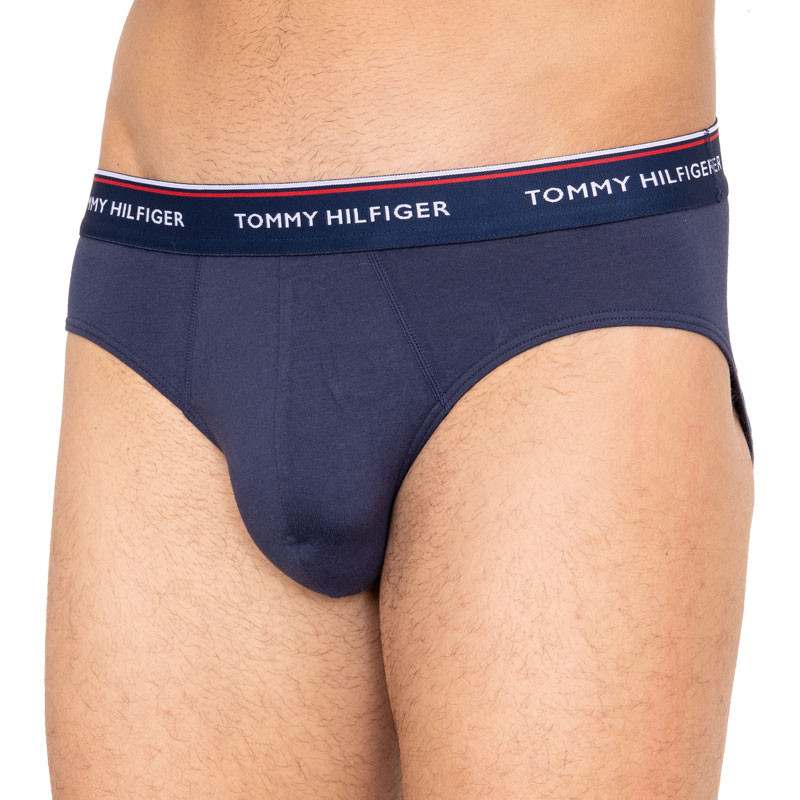 3PACK pánske slipy Tommy Hilfiger tmavo modré (1U87903766 904) XXL.
Parádne slipy Tommy Hilfiger potešia tak športovcov, ako aj elegánov.