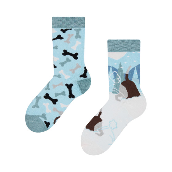 Veselé detské teplé ponožky Pes v snehu  (D-K-SC-WS-C-C-1408)
