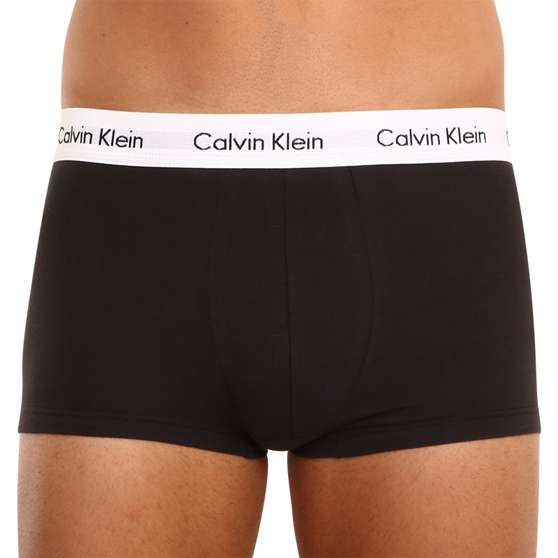 3PACK pánske boxerky Calvin Klein viacfarebné (U2664G-998) M, trenky.
Boxerky Calvin Klein to je prvotriedna kvalita, za ktorou stojí svetová ikonická značka pánskej spodnej bielizne.
Boxerky Calvin Klein patrí medzi naprostej legendy spodného prádla.
Čo sa pranie týka - naše odporúčanie je prať maximálne na 30 ° C a sušiť ich v sušičke na nízku teplotu, inak sa môže stať, že už boxerky nebude možné nosiť.
Viac sa dozviete v klasických informáciách o produkte.