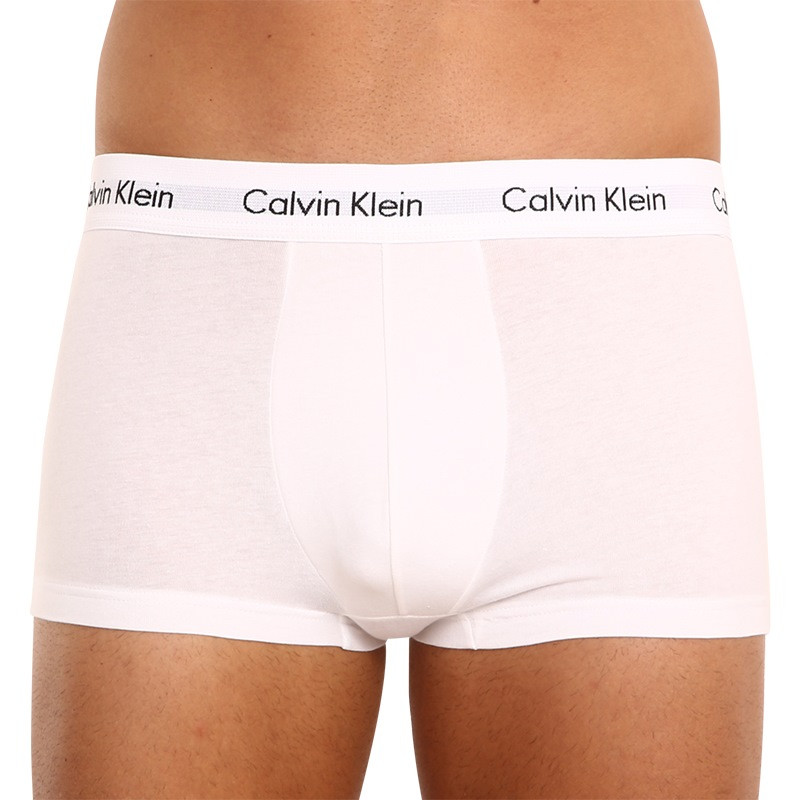 3PACK pánske boxerky Calvin Klein viacfarebné (U2664G-998) M, trenky.
Boxerky Calvin Klein to je prvotriedna kvalita, za ktorou stojí svetová ikonická značka pánskej spodnej bielizne.
Boxerky Calvin Klein patrí medzi naprostej legendy spodného prádla.
Čo sa pranie týka - naše odporúčanie je prať maximálne na 30 ° C a sušiť ich v sušičke na nízku teplotu, inak sa môže stať, že už boxerky nebude možné nosiť.
Viac sa dozviete v klasických informáciách o produkte.