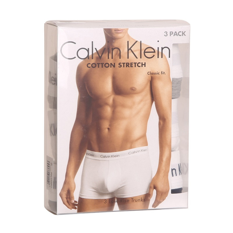 3PACK pánske boxerky Calvin Klein viacfarebné (U2664G-998) M, trenky.
Boxerky Calvin Klein to je prvotriedna kvalita, za ktorou stojí svetová ikonická značka pánskej spodnej bielizne.
Boxerky Calvin Klein patrí medzi naprostej legendy spodného prádla.
Čo sa pranie týka - naše odporúčanie je prať maximálne na 30 ° C a sušiť ich v sušičke na nízku teplotu, inak sa môže stať, že už boxerky nebude možné nosiť.
Viac sa dozviete v klasických informáciách o produkte.