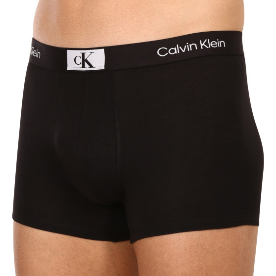 3PACK pánske boxerky Calvin Klein čierné (NB3528A-UB1)
