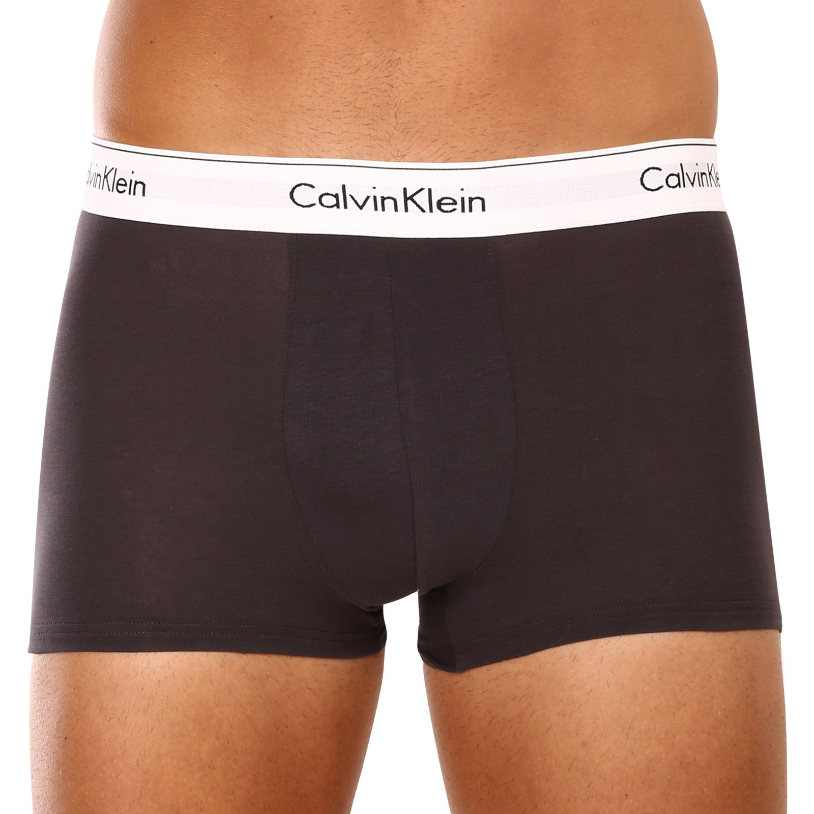 3PACK pánske boxerky Calvin Klein viacfarebné (NB2380A-GWF) XXL, trenky.
Boxerky Calvin Klein to je prvotriedna kvalita, za ktorou stojí svetová ikonická značka pánskej spodnej bielizne.Boxerky Calvin Klein patrí medzi úplnej legendy medzi spodným prádlom.
Viac sa dozviete  v klasických informáciách o produkte.