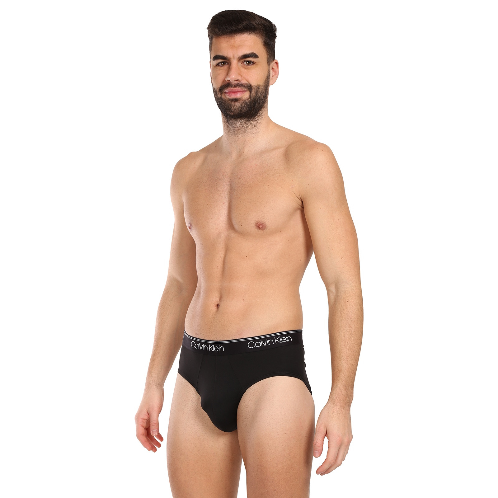 3PACK pánske slipy Calvin Klein čierné (NB2568A-GF0) L.
Parádne slipy Calvin Klein potešia všetkých mužov.