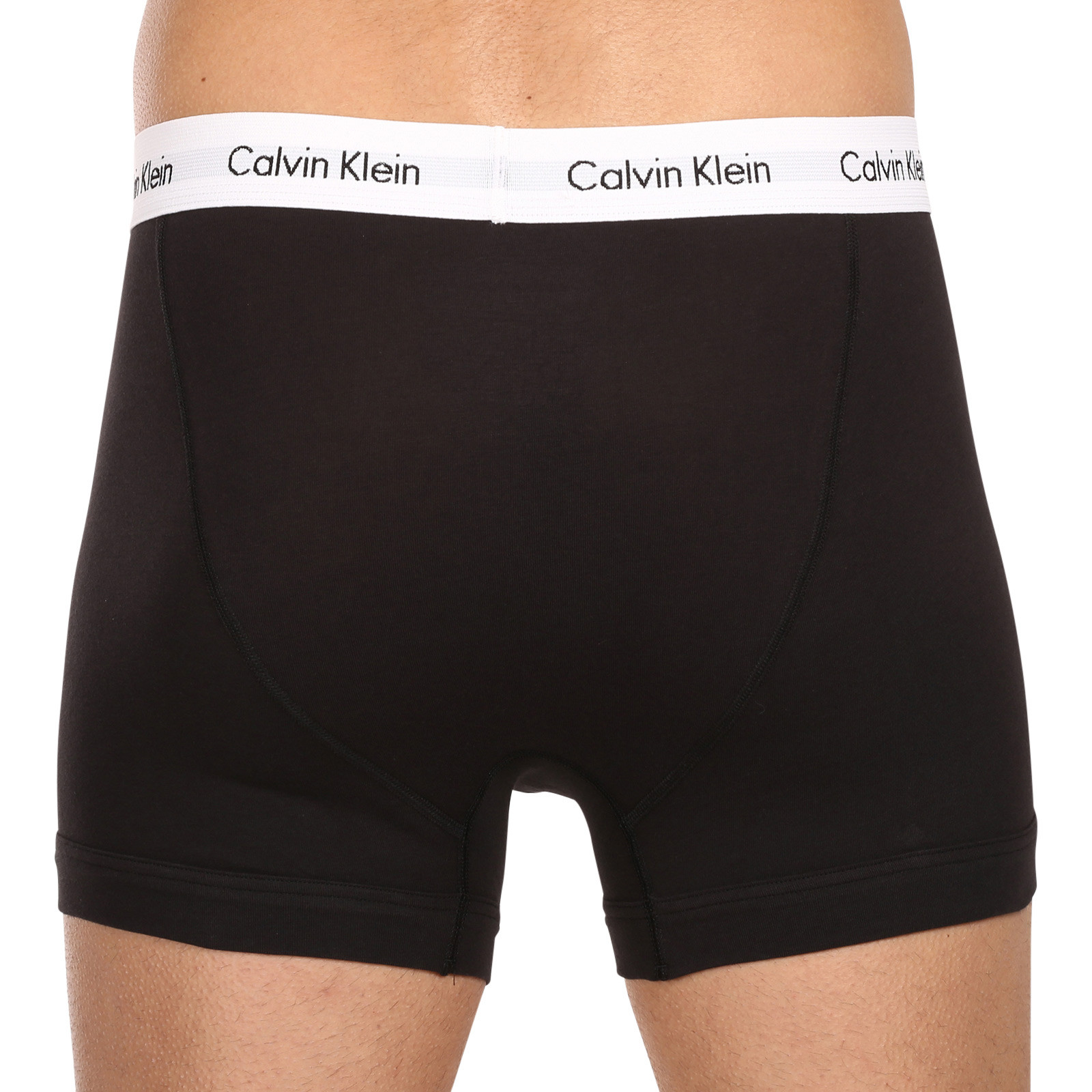 3PACK pánske boxerky Calvin Klein čierna (U2662G-001) S, trenky.
Boxerky Calvin Klein to je prvotriedna kvalita, za ktorou stojí svetová ikonická značka pánskej spodnej bielizne.Boxerky Calvin Klein patrí medzi úplnej legendy medzi spodným prádlom.
Viac sa dozviete  v klasických informáciách o produkte.