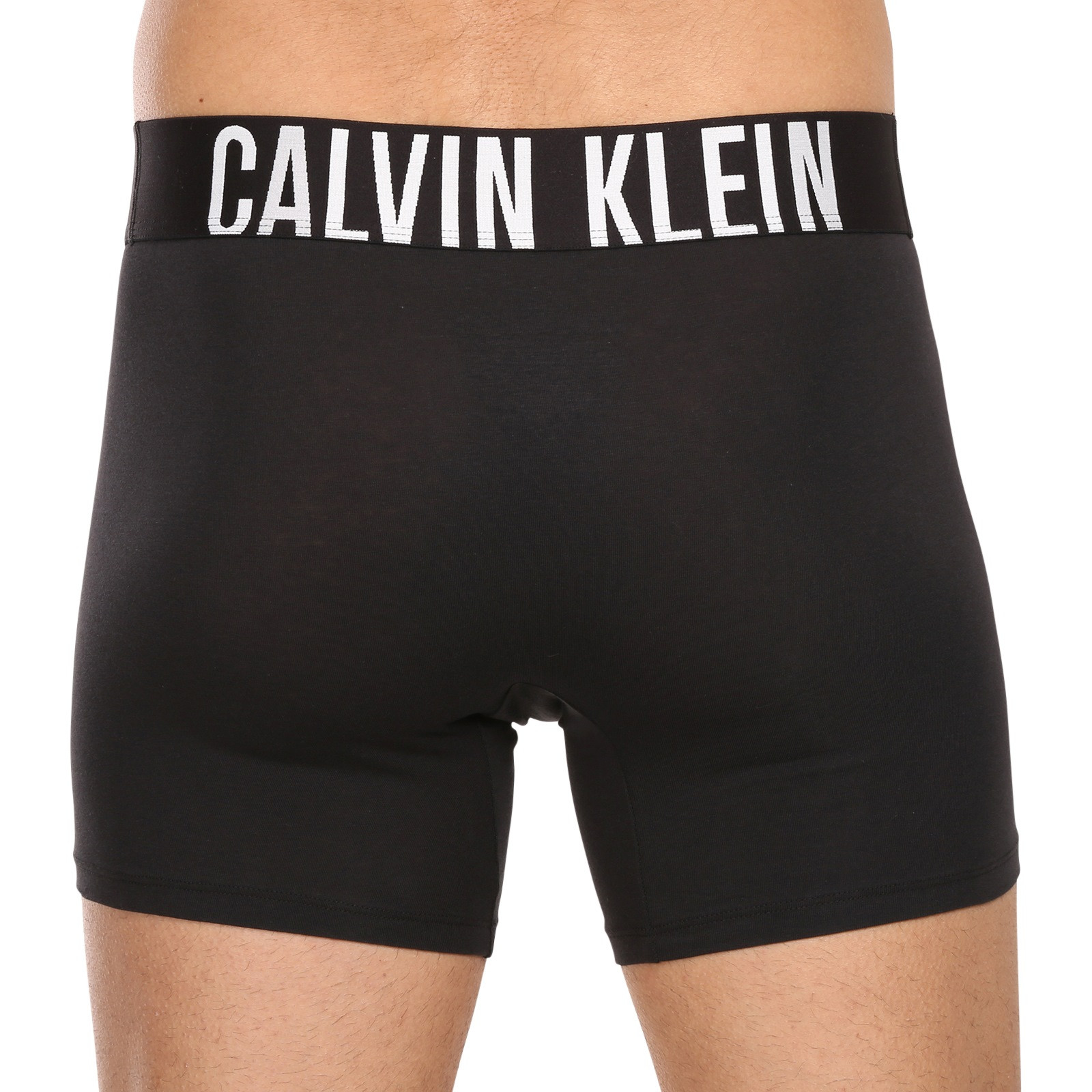 3PACK pánske boxerky Calvin Klein čierne (NB3609A-UB1) XL, trenky.
Boxerky Calvin Klein to je prvotriedna kvalita, za ktorou stojí svetová ikonická značka pánskej spodnej bielizne.
Boxerky Calvin Klein patrí medzi úplnej legendy medzi spodným prádlom.
Viac sa dozviete v klasických informáciách o produkte.