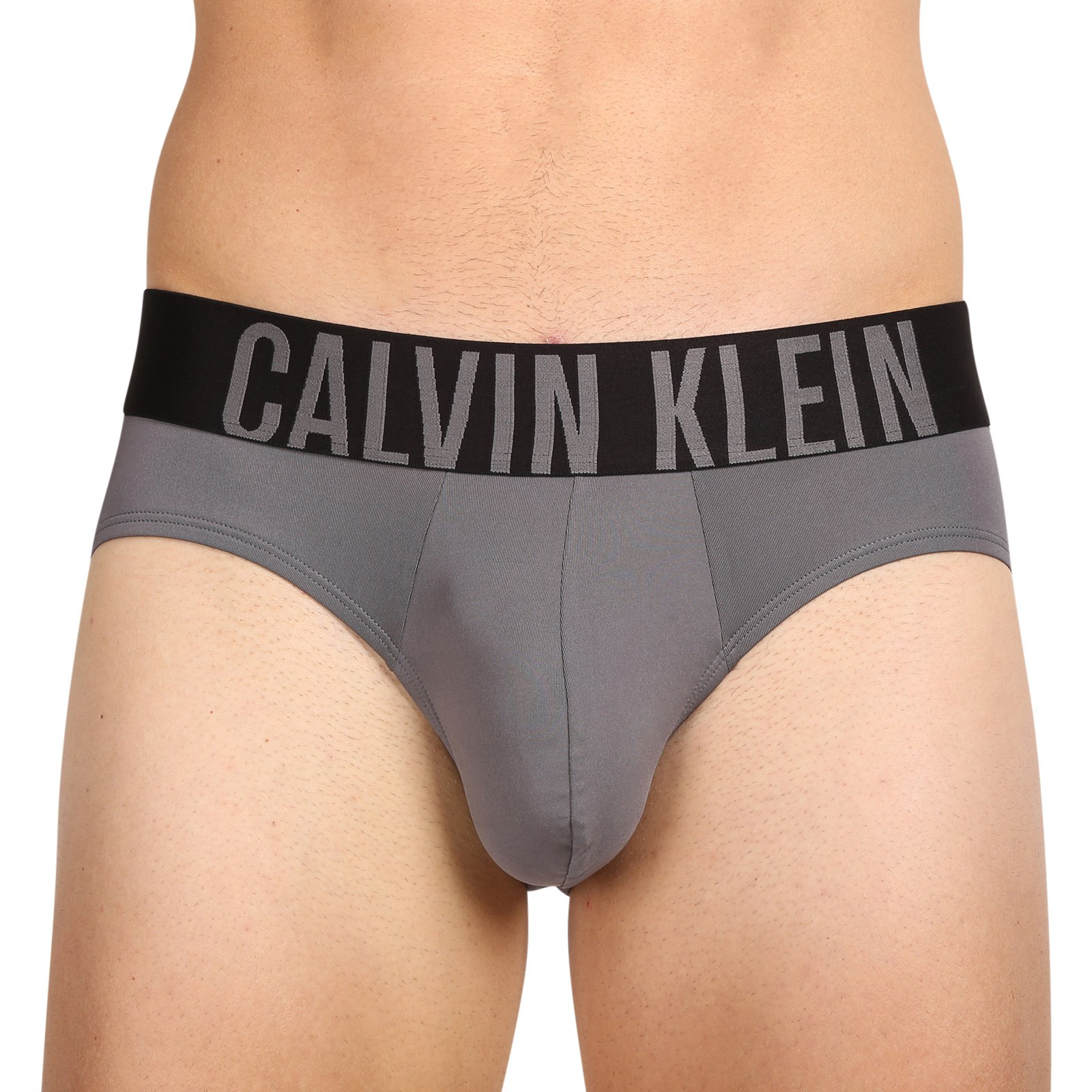 3PACK pánske slipy Calvin Klein viacfarebné (NB3610A-LXO) XL.
Parádne slipy Calvin Klein potešia všetkých mužov.