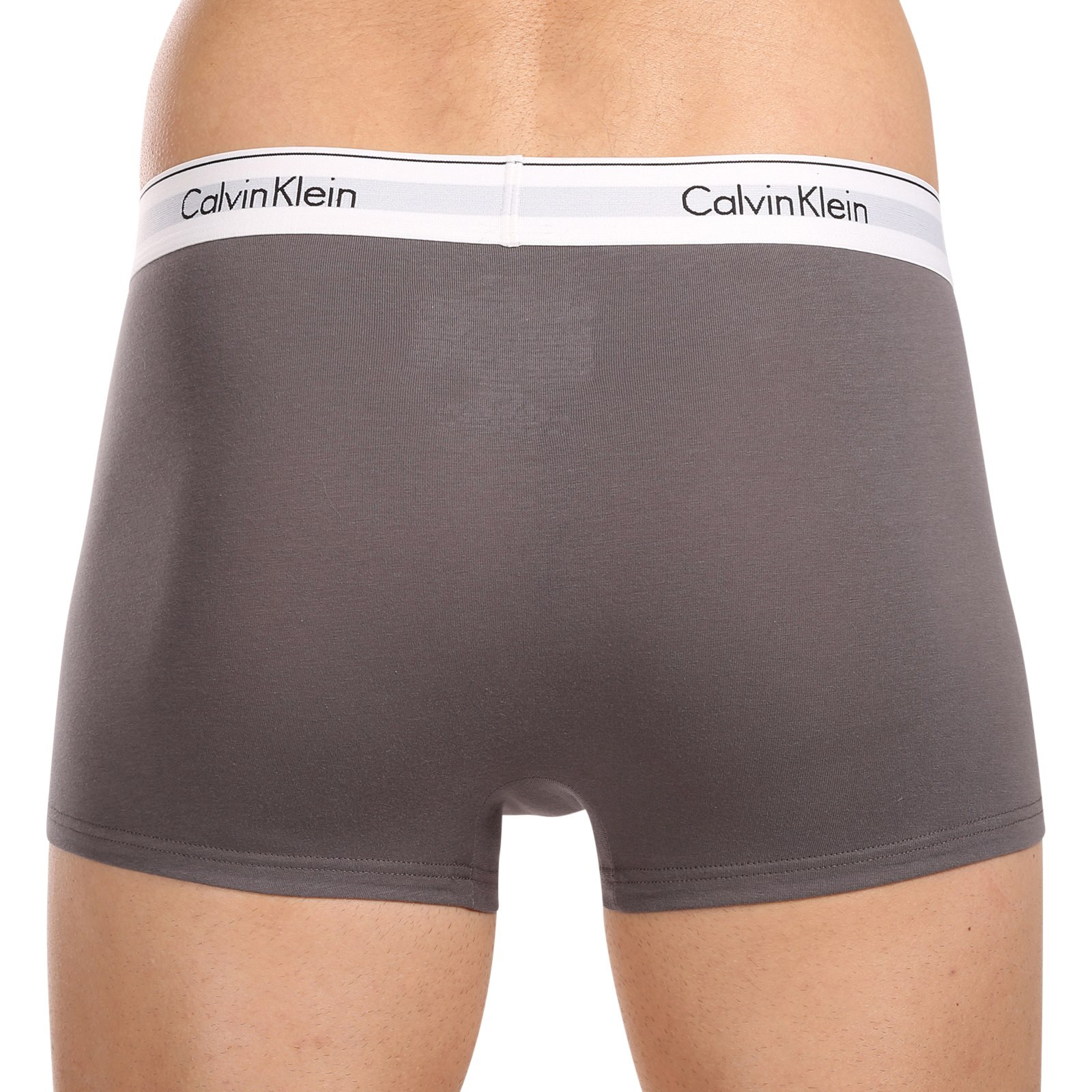 3PACK pánske boxerky Calvin Klein viacfarebné (NB2380A-M9I) L, trenky.
Boxerky Calvin Klein to je prvotriedna kvalita, za ktorou stojí svetová ikonická značka pánskej spodnej bielizne.Boxerky Calvin Klein patrí medzi úplnej legendy medzi spodným prádlom.
Viac sa dozviete  v klasických informáciách o produkte.