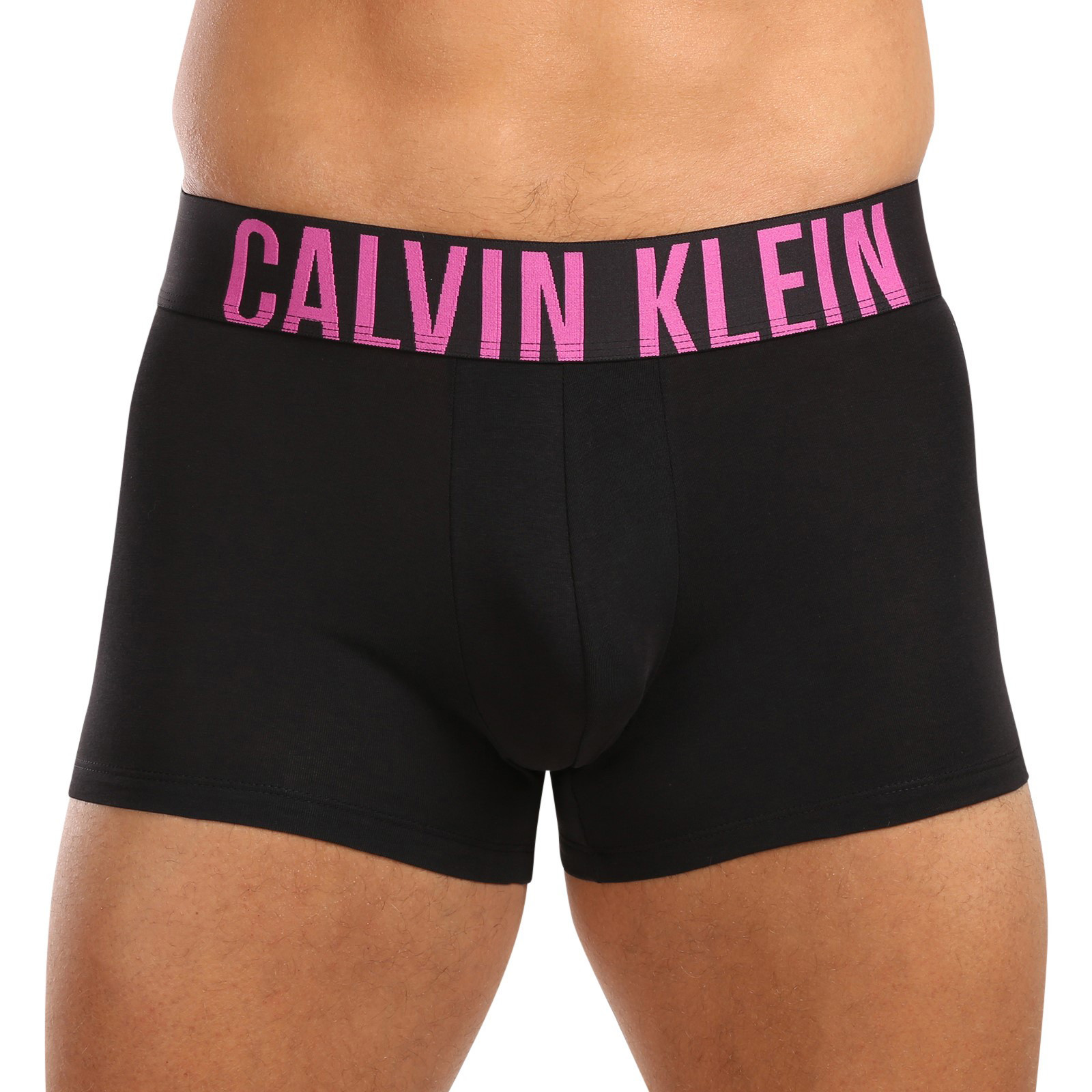 3PACK pánske boxerky Calvin Klein čierne (NB3608A-LXR) M, trenky.
Boxerky Calvin Klein to je prvotriedna kvalita, za ktorou stojí svetová ikonická značka pánskej spodnej bielizne.
Boxerky Calvin Klein patrí medzi úplnej legendy medzi spodným prádlom.
Viac sa dozviete v klasických informáciách o produkte.